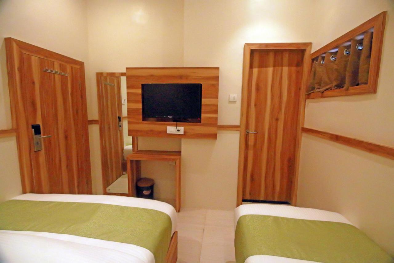 Al Madina Palace 2*